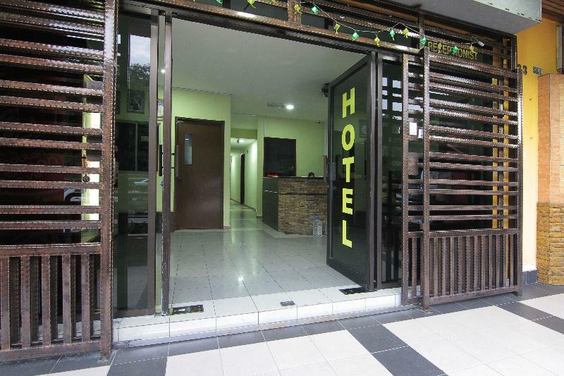 Super Oyo 432 My 7days 2* Johor Bahru